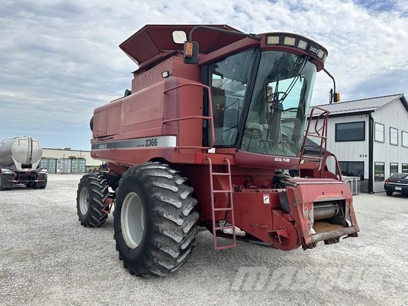Case IH 2366 Moissonneuse batteuse