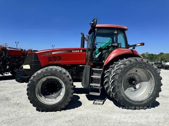 Case IH MX245 Tracteur