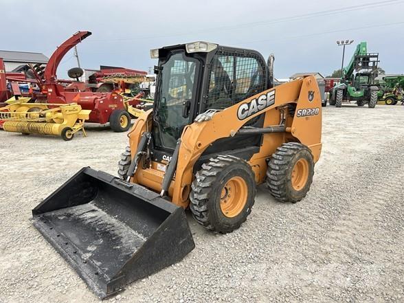 CASE SR220 Chargeuse compacte