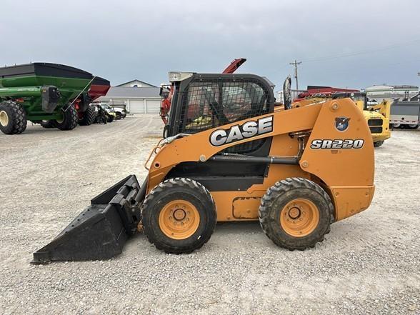 CASE SR220 Chargeuse compacte