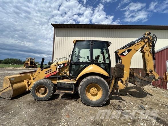 CAT 420F Tractopelle