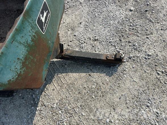 John Deere 15 Autre remorque agricole