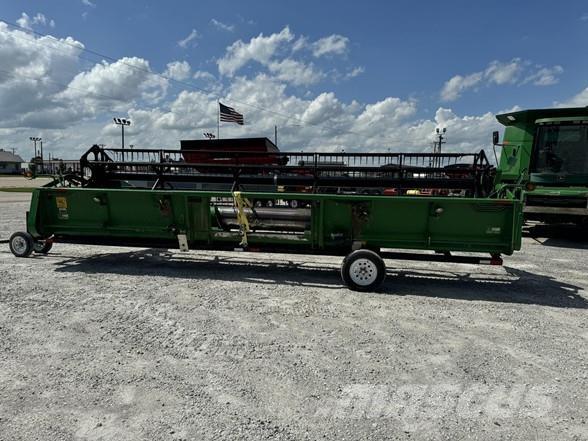 John Deere 925 Barre de coupe pour moissonneuse batteuse