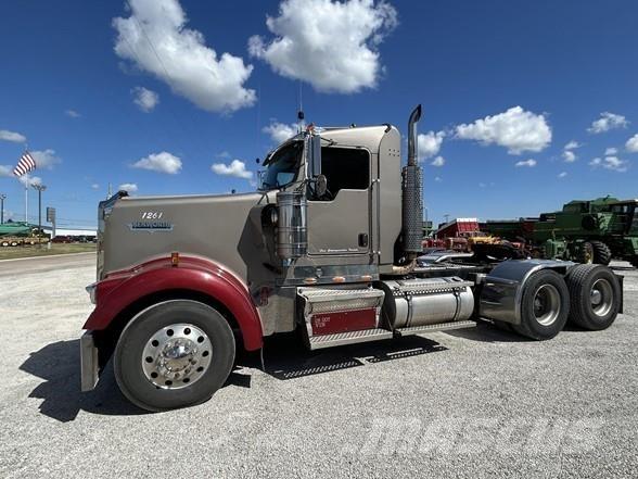 Kenworth W900 Tracteur routier
