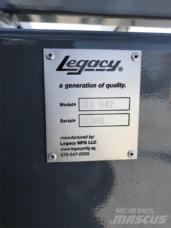  LEGACY BB G42 Autre remorque agricole