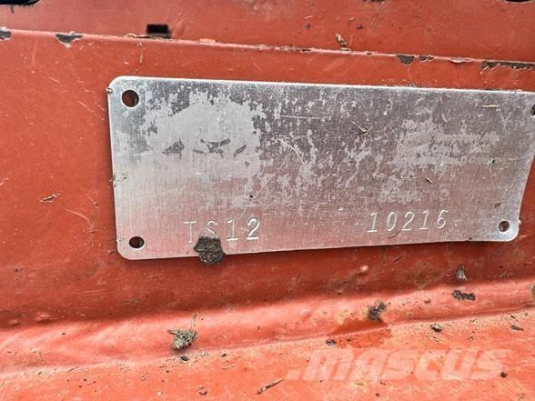 Rhino TS12 Faucheuse-conditionneuse