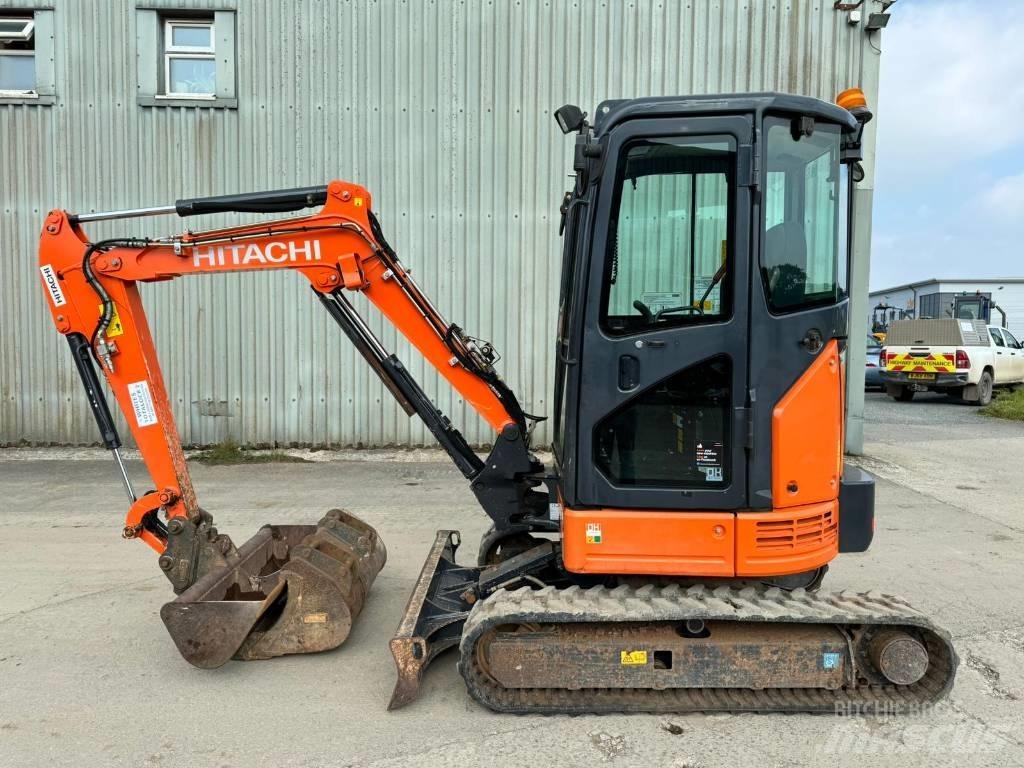 Hitachi ZX 26 U-5 Mini pelle < 7t