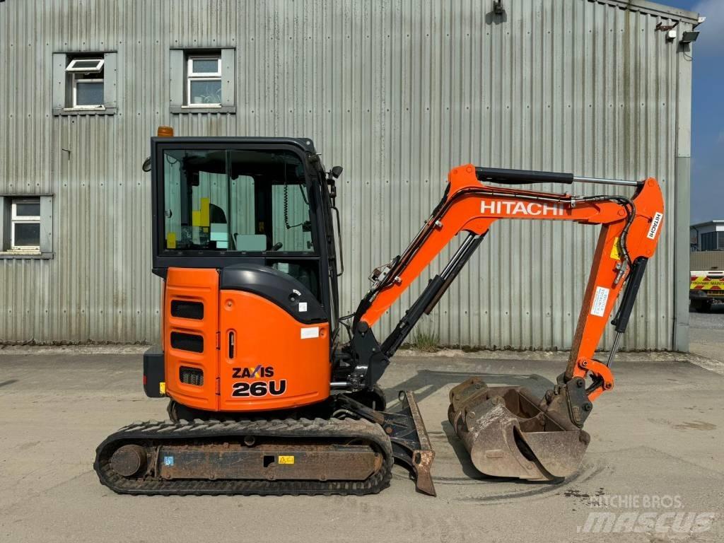 Hitachi ZX 26 U-5 Mini pelle < 7t