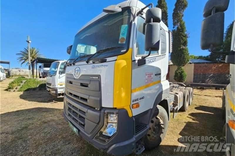 UD TRUCKS QUESTER Autre camion