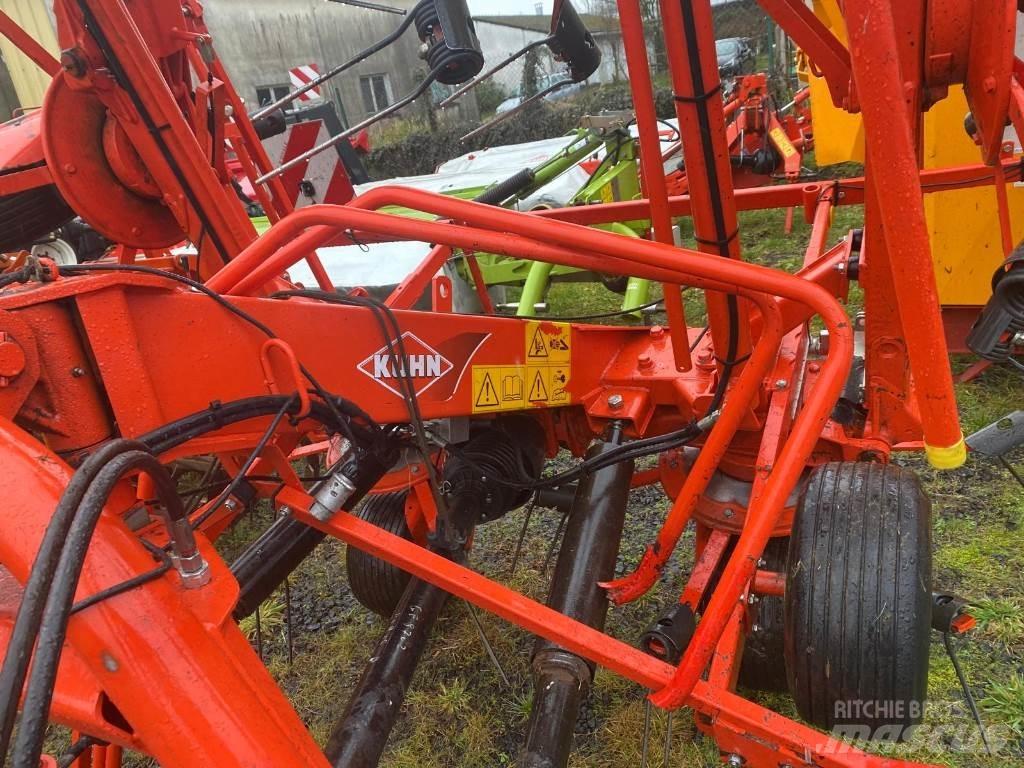 Kuhn GF8702 Rateau faneur