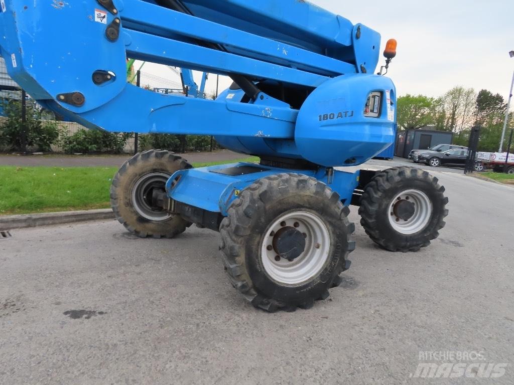 Manitou 180 ATJ Nacelles articulées