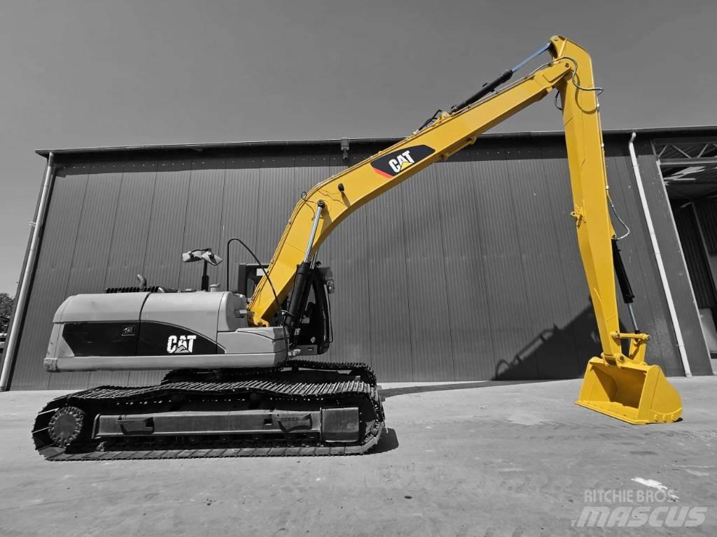 CAT 320E 18m Set Pelle rétro arrière