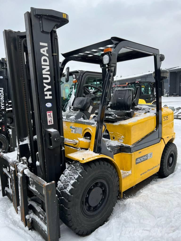 Hyundai 40DS-7 Chariots diesel