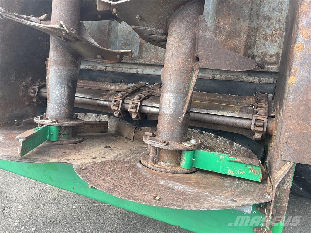 Samson SP 11 Epandeur de fumier