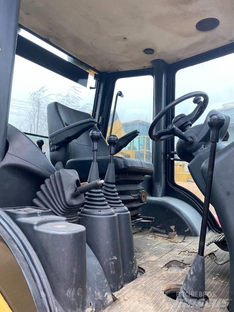 CAT 420 E Tractopelle