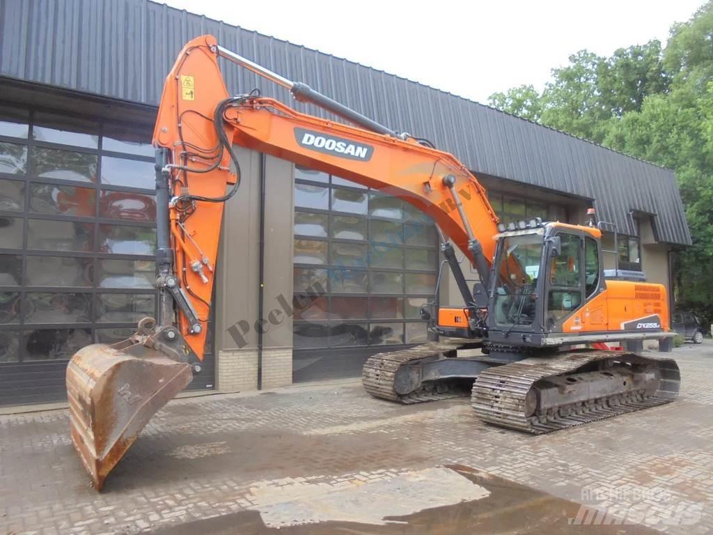Doosan DX 255 LC-5 Pelle sur chenilles