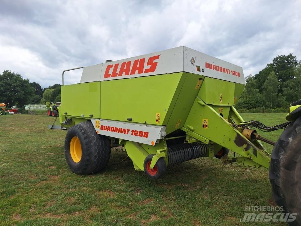 CLAAS Quadrant 1200 Presse cubique
