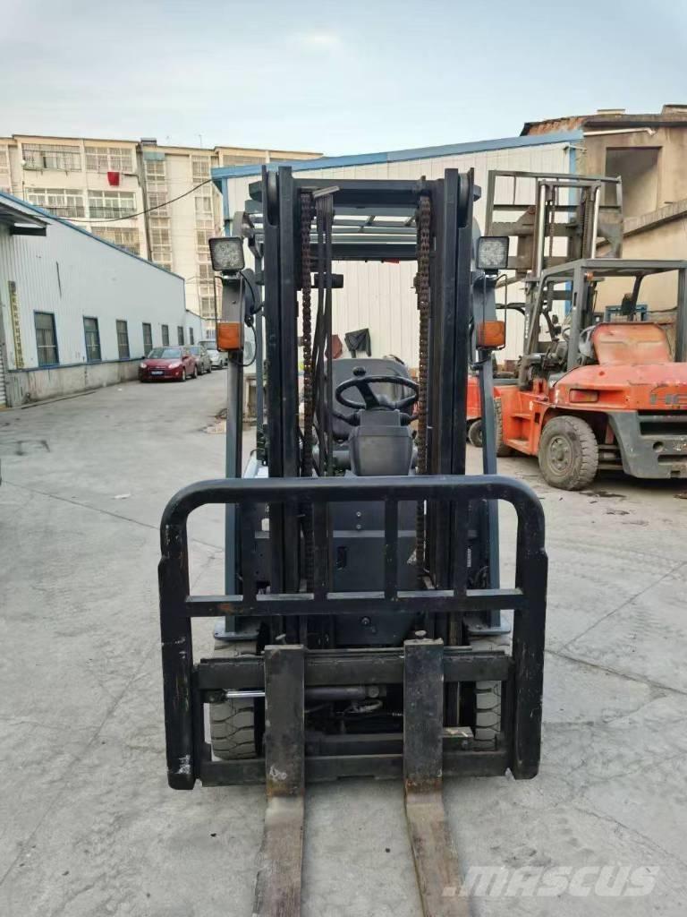 Toyota 2t Chariots diesel