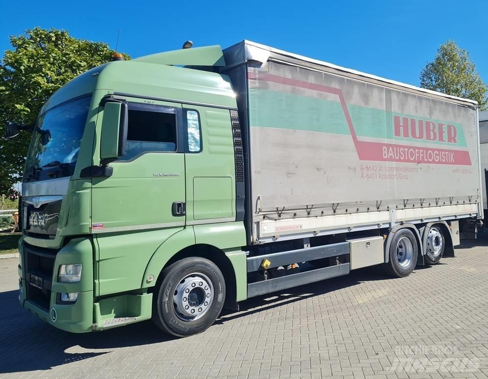 MAN 26.440 / 7.4m / LIFT Camion à rideaux coulissants (PLSC)