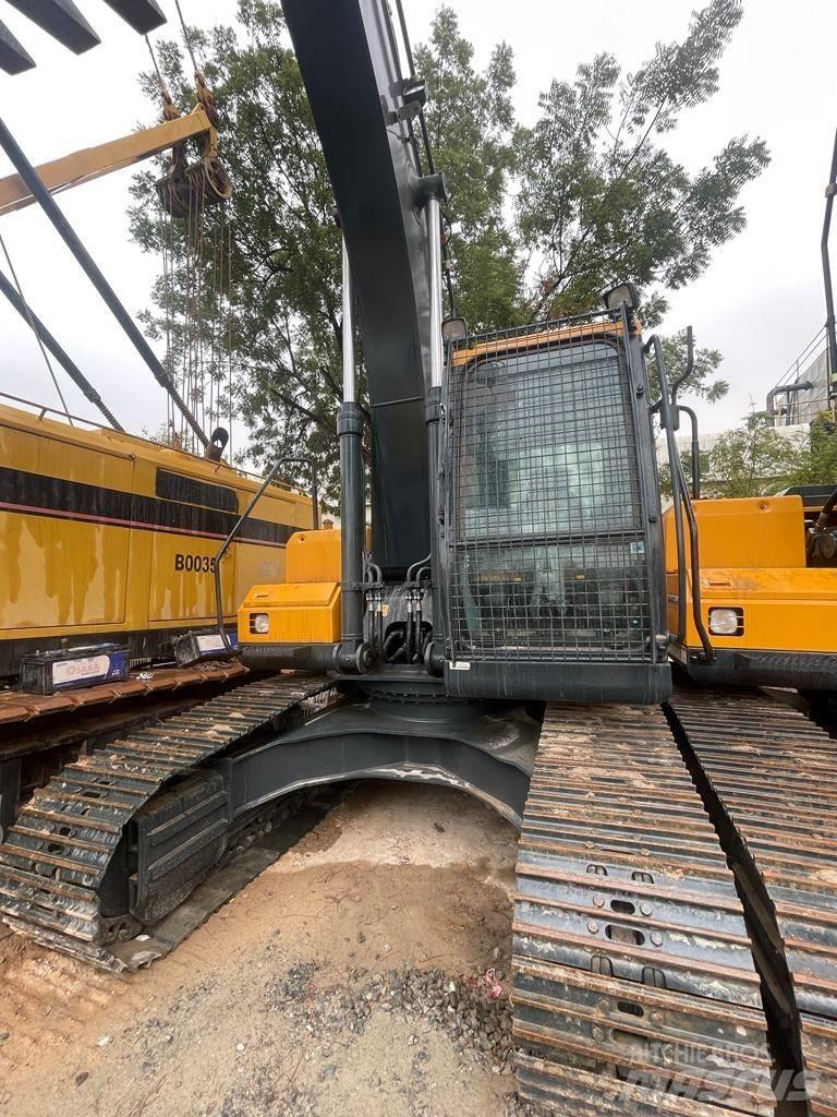 Hyundai R210 Pelle sur chenilles