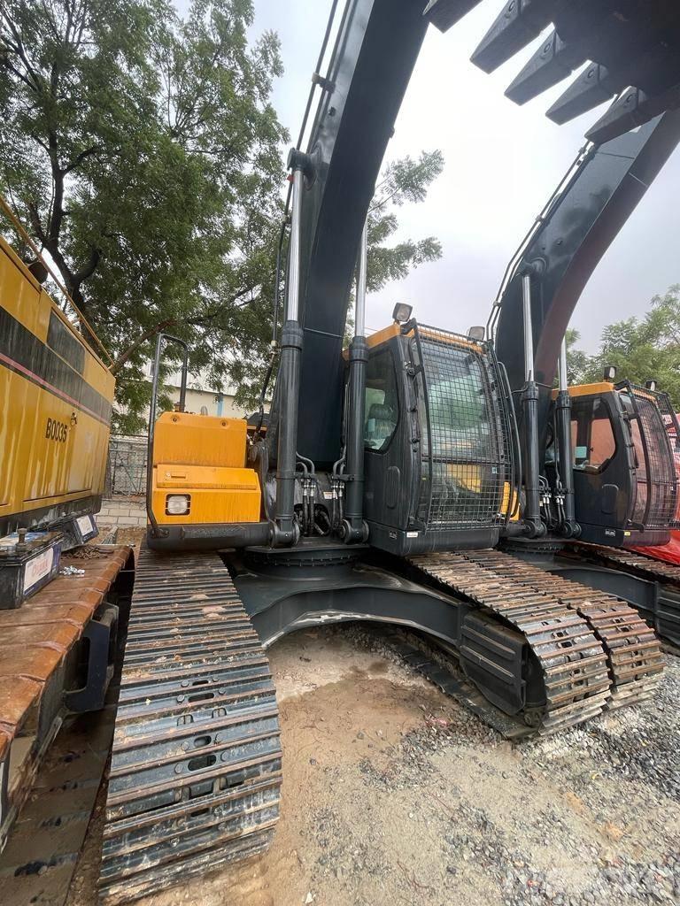 Hyundai R210 Pelle sur chenilles