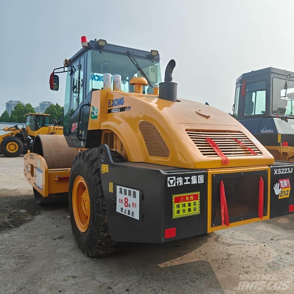 XCMG XS 223 J Rouleaux monocylindre
