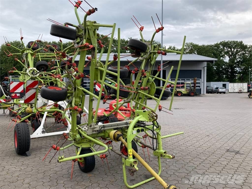 CLAAS Volto 870 Rateau faneur