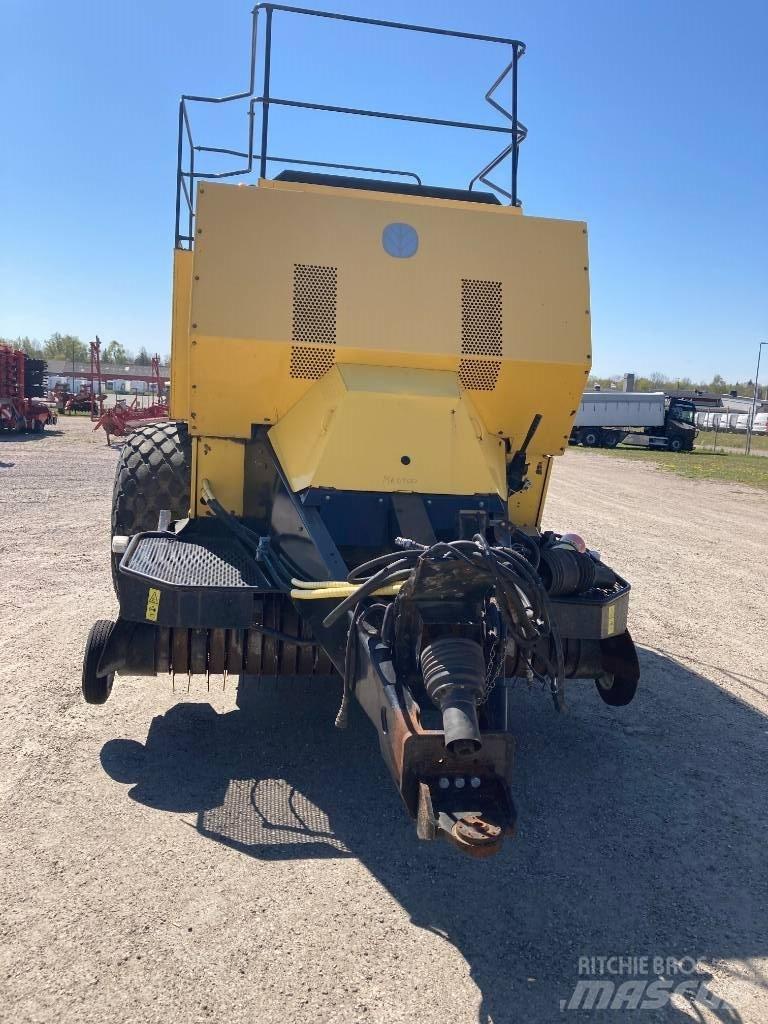 New Holland BB 980 Presse cubique