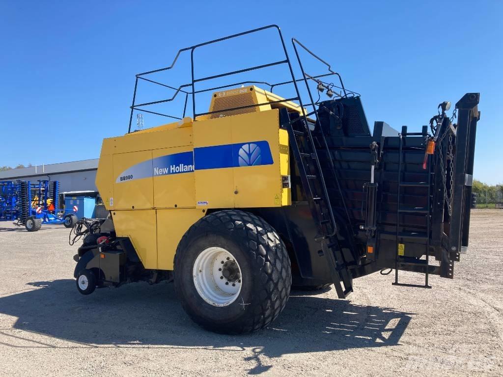 New Holland BB 980 Presse cubique