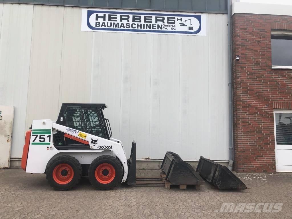 Bobcat 751 (753) Chargeuse compacte