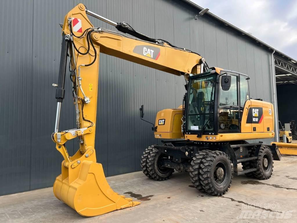CAT M316F Pelle sur pneus