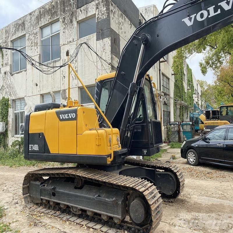 Volvo EC 140 DL Pelle sur chenilles
