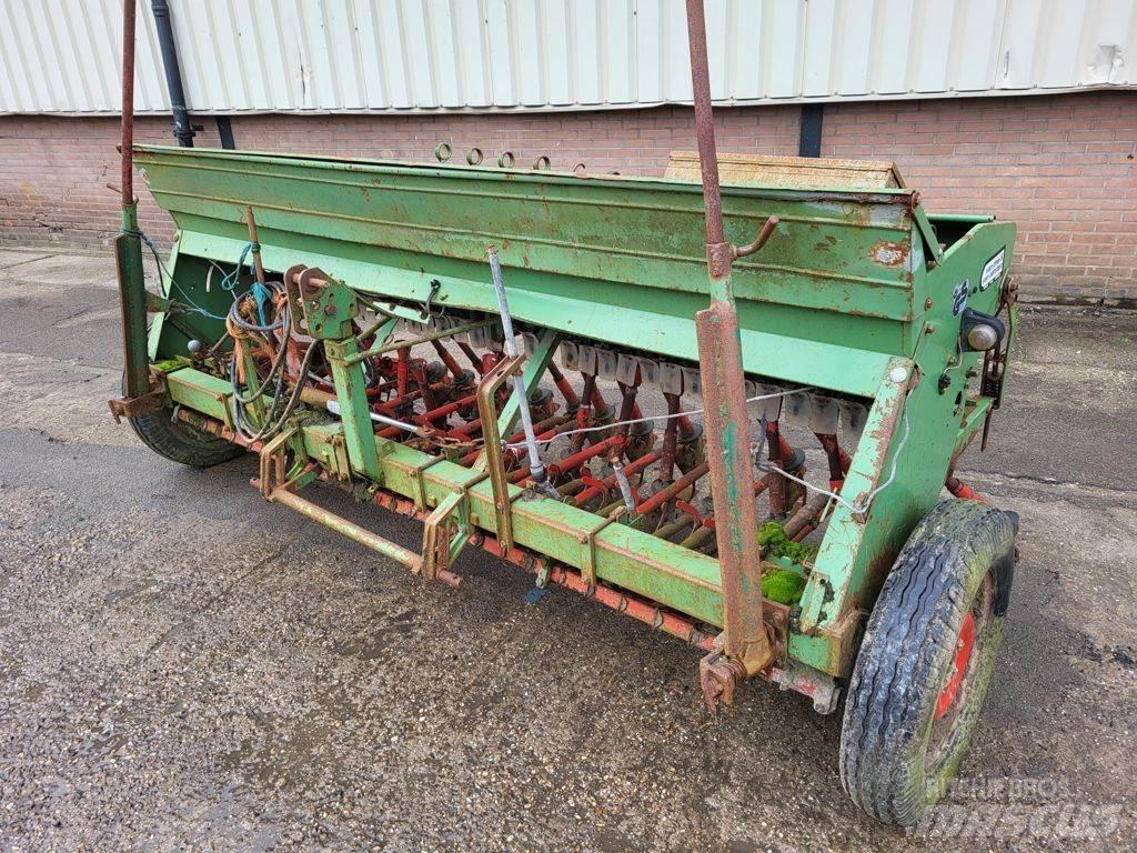 Hassia Zaaimachine Voiture