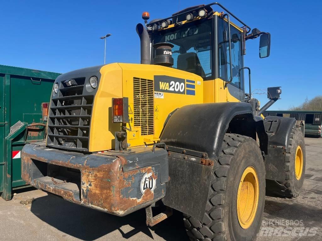 Komatsu WA 200-7 Pelle sur chenilles