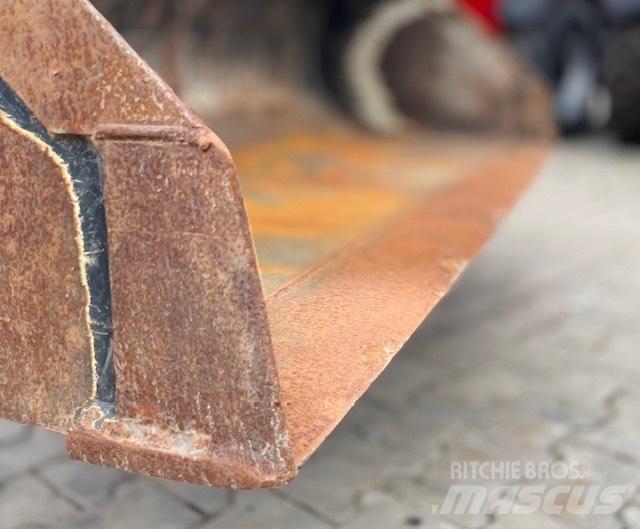 Manitou CBR 730/1850 Godet