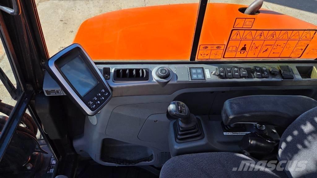 Doosan DX 63 R Mini pelle < 7t