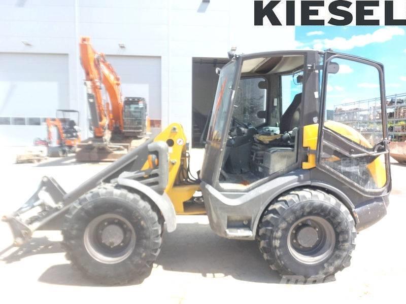 Mecalac AX 1000 Chargeuse compacte