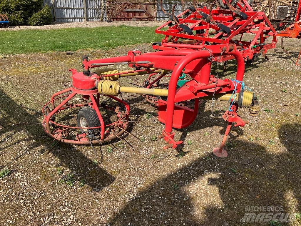 Kverneland 9360 Rateau faneur