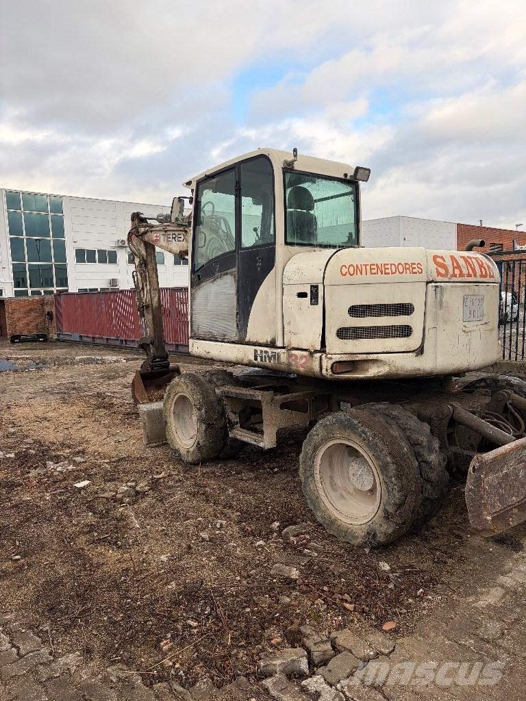 Terex HML 32 Pelle sur pneus