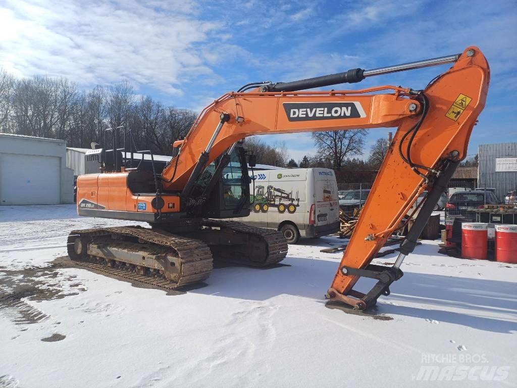 Develon DX 210 LC-7 Pelle sur chenilles