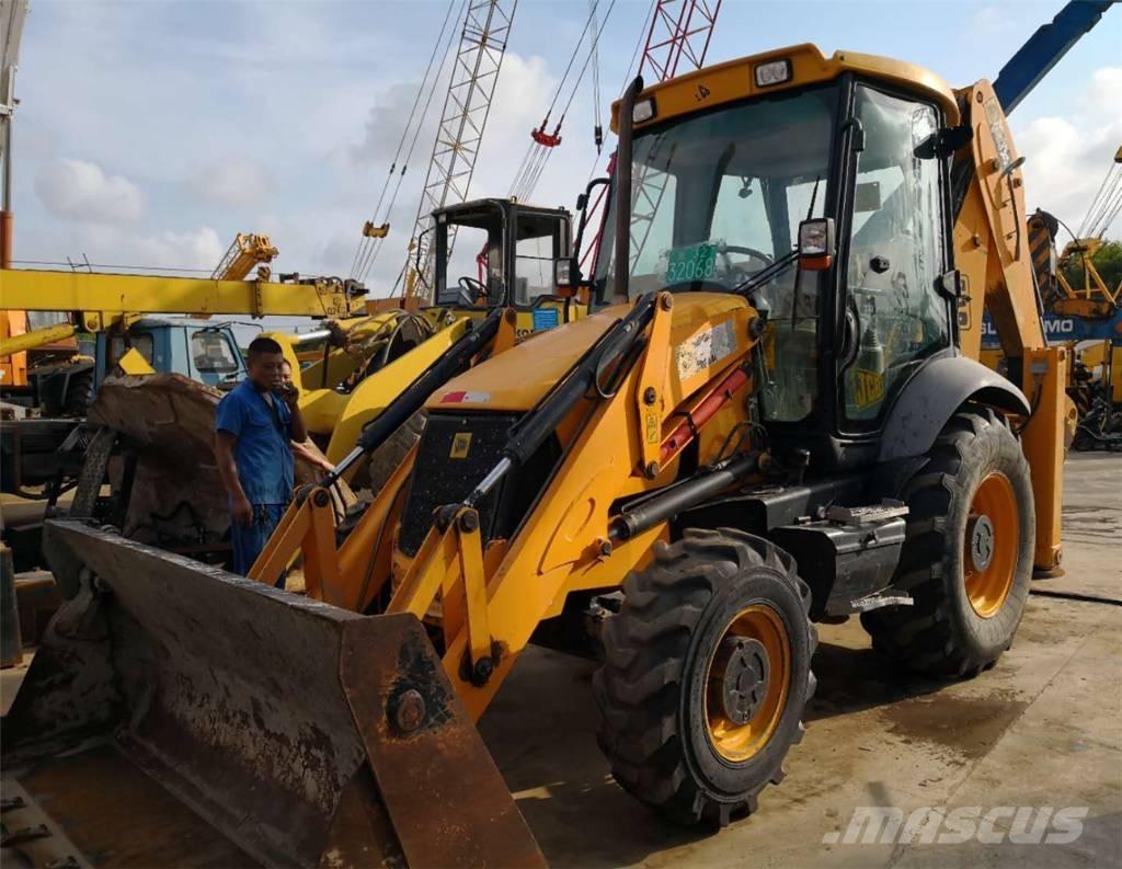 JCB 3CX Tractopelle