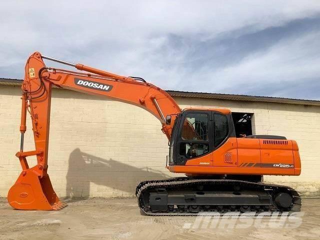 Doosan dx225 Pelle sur chenilles