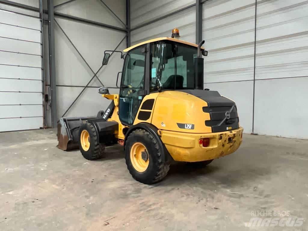 Volvo L 25 F Chargeuse sur pneus