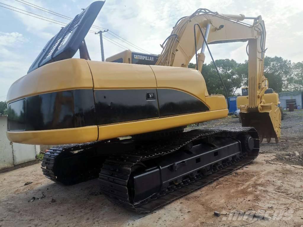 CAT 325C Pelle sur chenilles