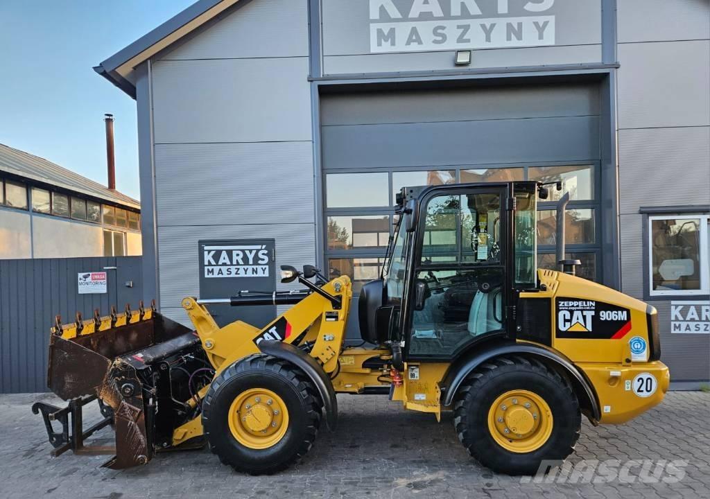 CAT 906 Chargeuse sur pneus