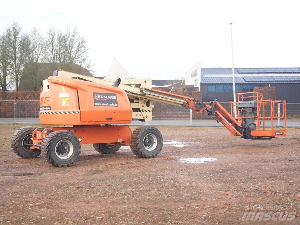 JLG 520 AJ Nacelles articulées