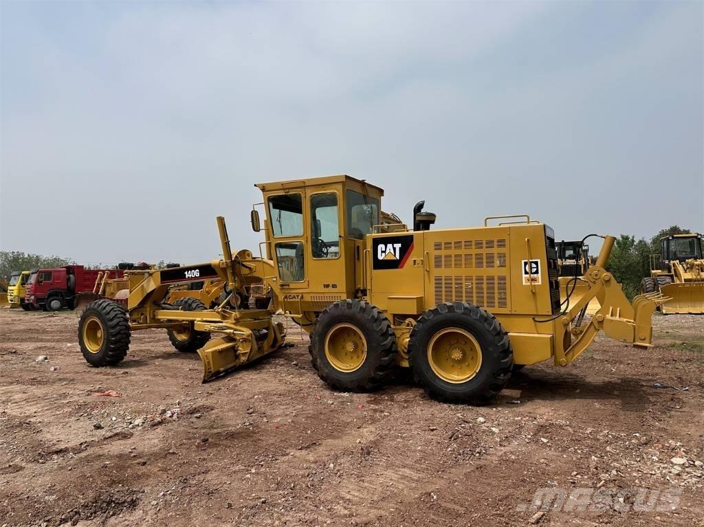 CAT 140 G Niveleuse