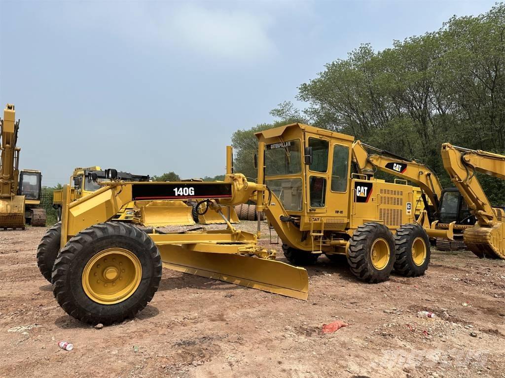 CAT 140 G Niveleuse