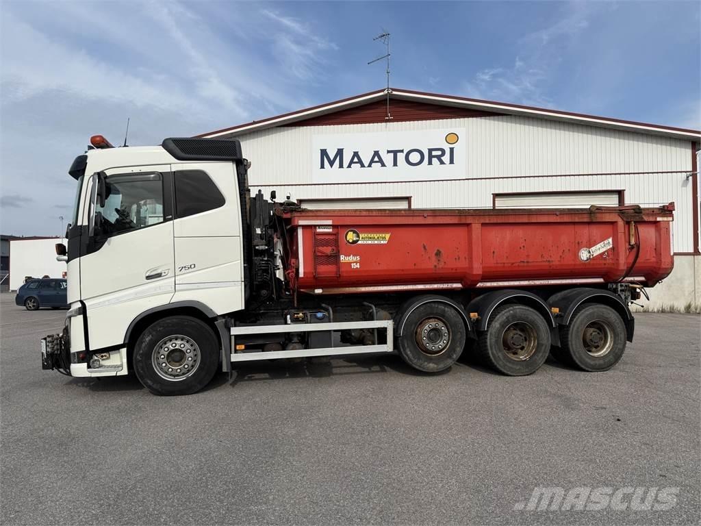 Volvo FH16-750 8x4 Camions et véhicules municipaux