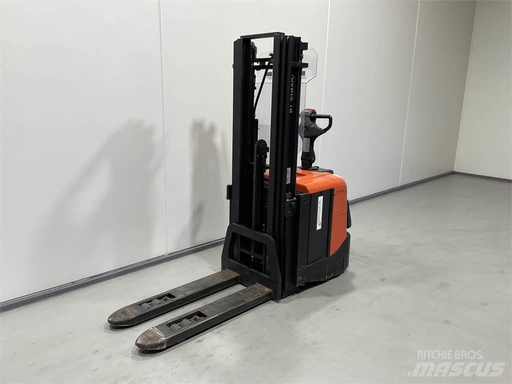 BT SPE125L Gerbeurs Automoteurs